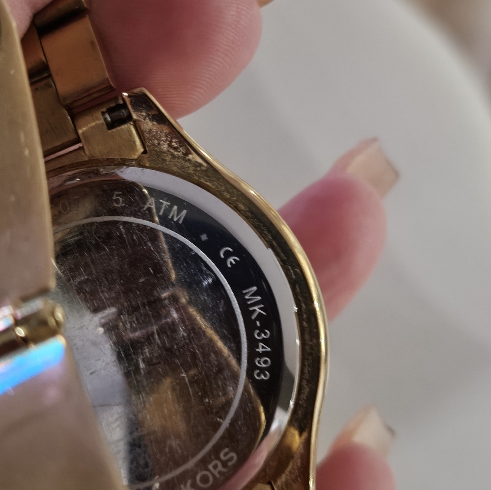 🛑SOLD🛑ichael Kors MK3493 Slim Runway Gold Tone Watch Dial Women - Picture 9 of 11